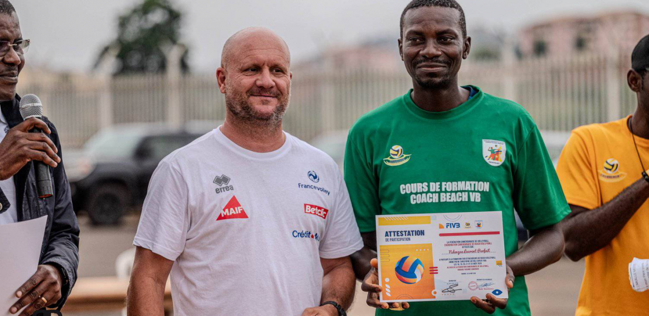 Clôture réussie d’une semaine de formation pour les entraîneurs de beach-volley à Yaoundé