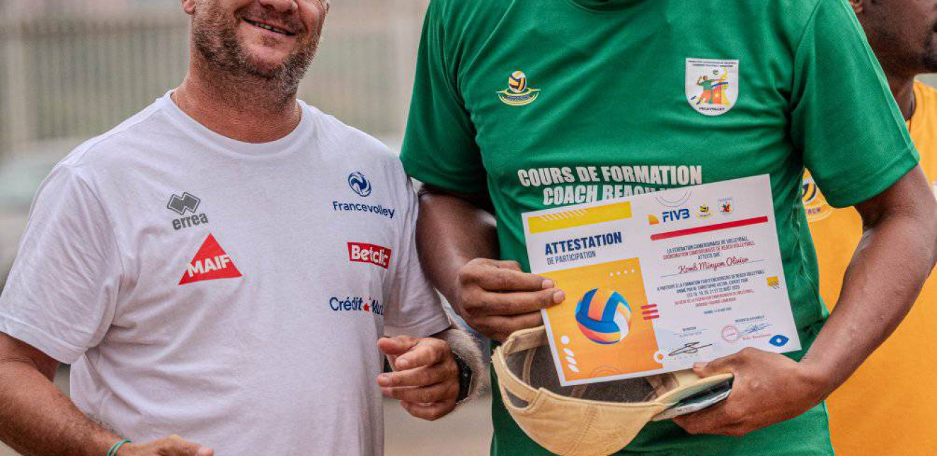 Clôture réussie d’une semaine de formation pour les entraîneurs de beach-volley à Yaoundé